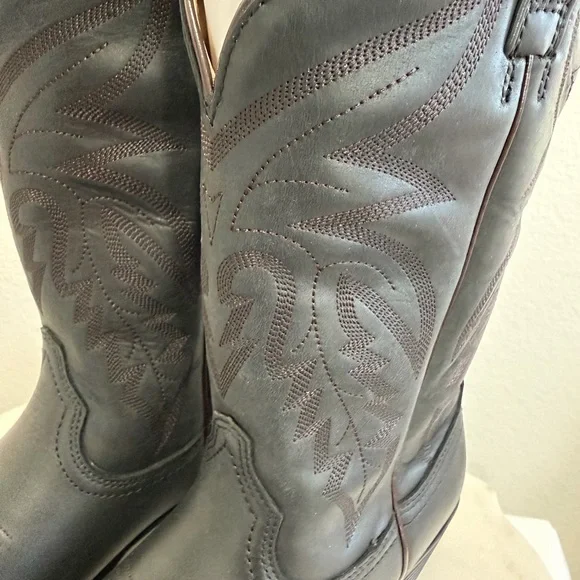 Shyanne Black Leather Western Heeled Boots NIB Size 9M - Picture 6 of 14